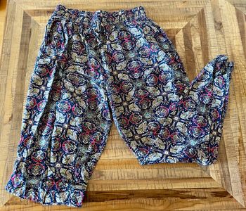 Pantalon fluide à motifs