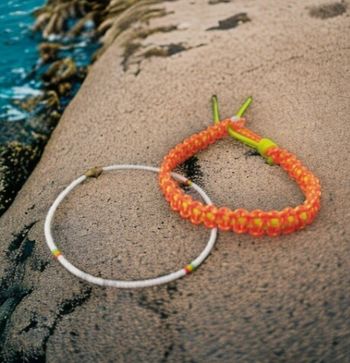 Lot 2 bracelets couleur été orange et jaune