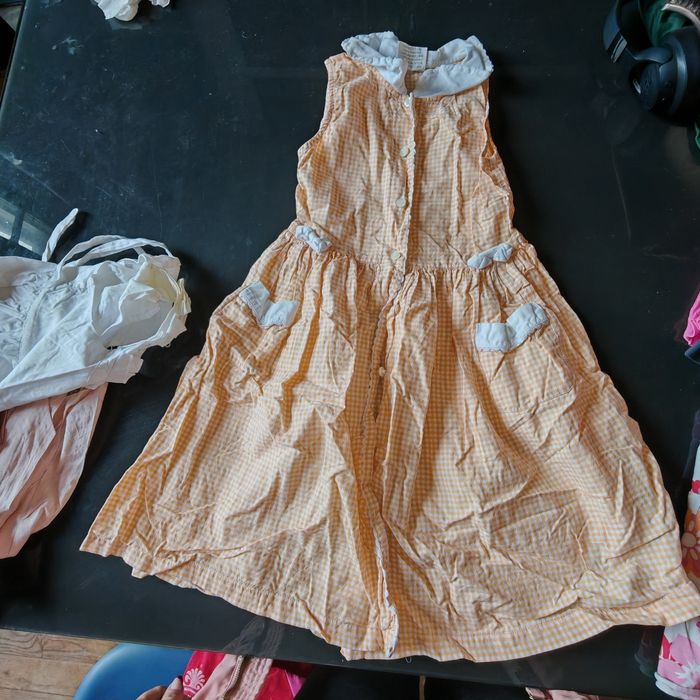 3 robes et 1 combishort - photo numéro 3
