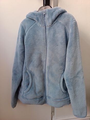 Polaire avec capuche