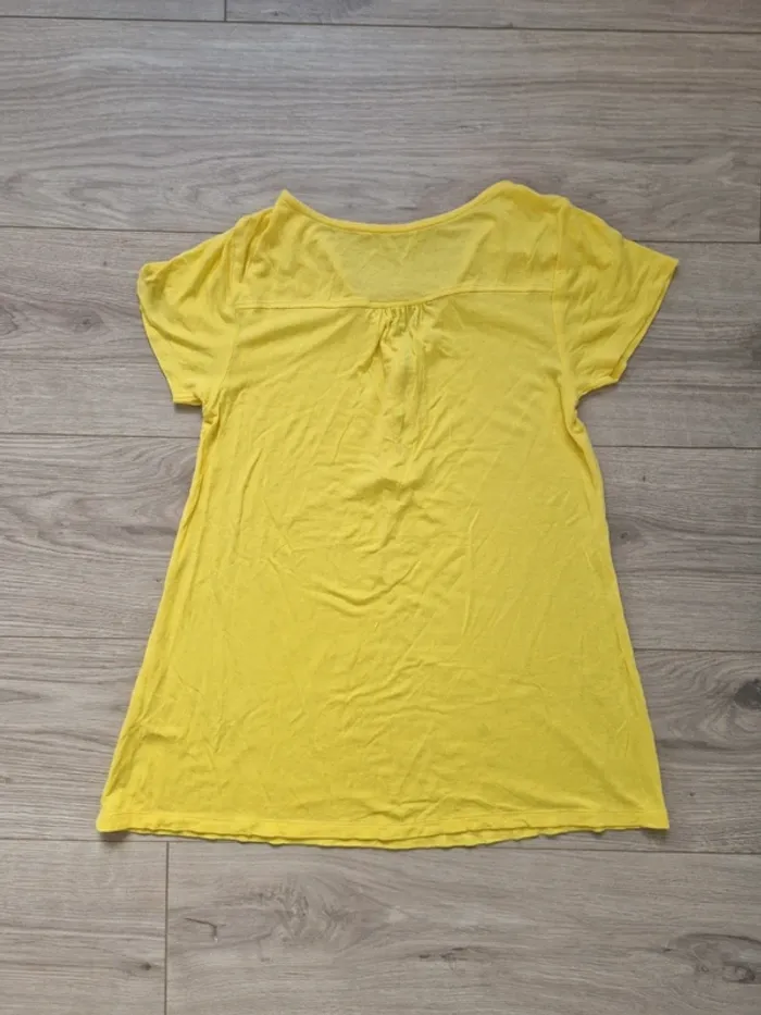 Tshirt jaune taille S - photo numéro 4