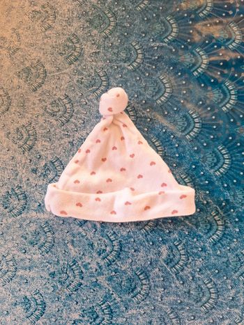 Bonnet naissance cœur