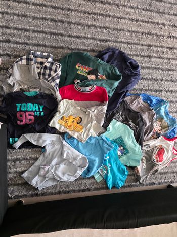 Lot de vêtements garçon 6ans
