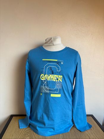 T shirt ML garçon taille 134/140