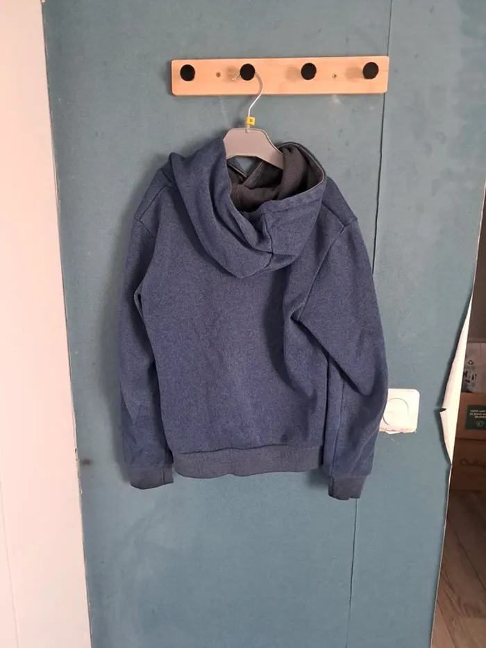 Sweat à capuche 10 ans - photo numéro 2