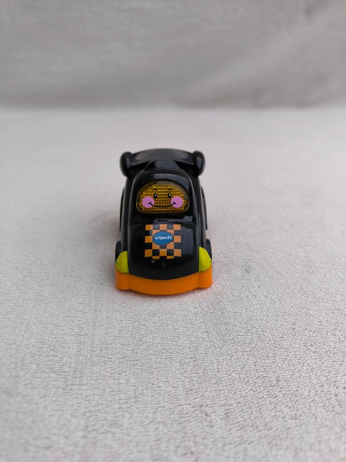 Tut Tut Léon - photo numéro 2