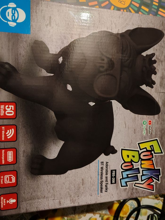 Radio enceinte bouledogue