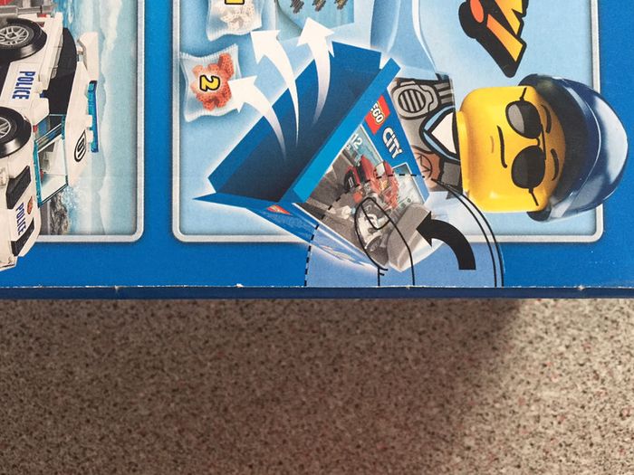 Boîte lego City Neuve 60128 - photo numéro 9