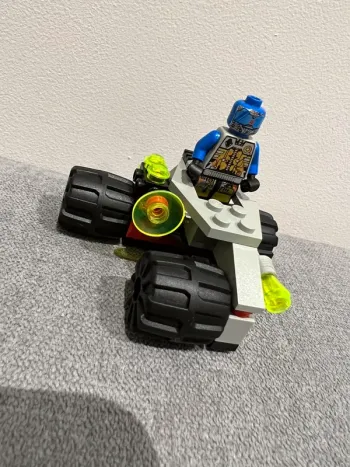 Lego 6818 cyborg scout