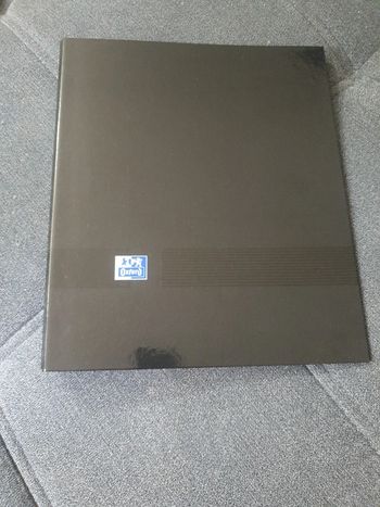Neuf classeur noir marque Oxford