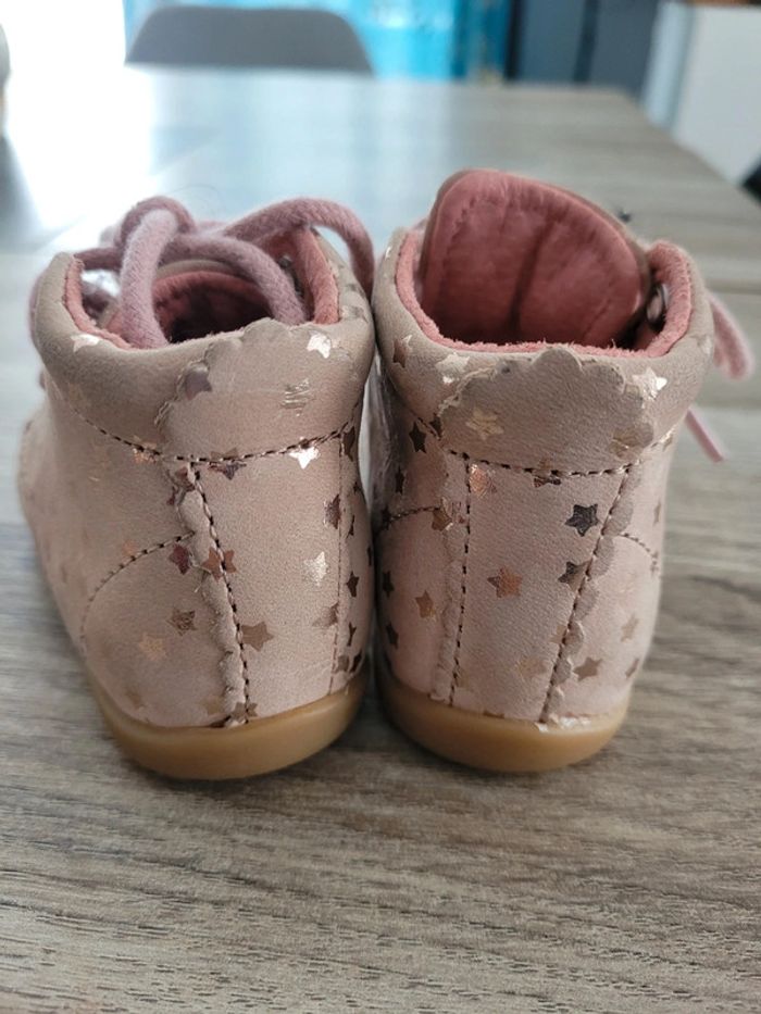 Chaussures premiers pas Vertbaudet taille 17 - photo numéro 3