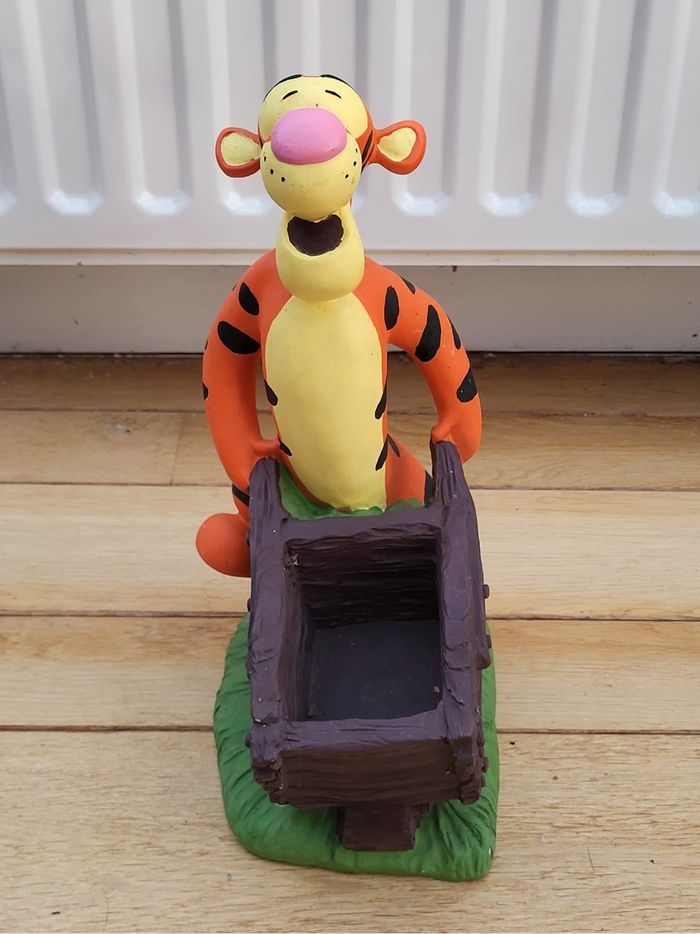 Lot de 3 statues Winnie l’ourson, Porcinet, Tigrou - photo numéro 3