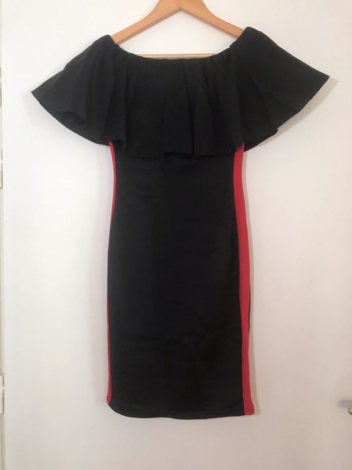 Robe noire moulante 36 - photo numéro 4