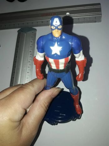 Captain america figurine