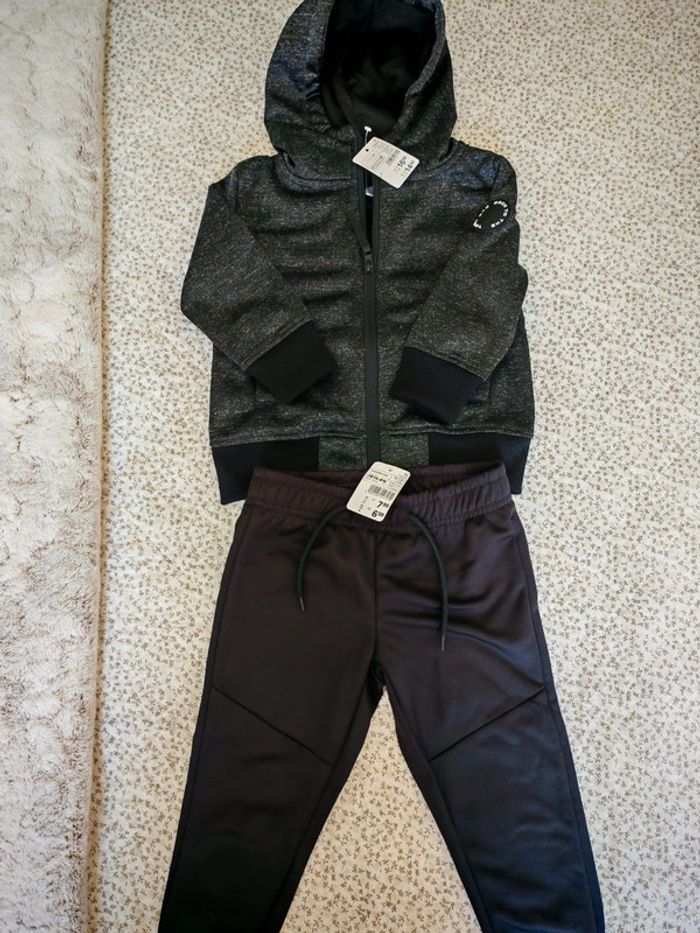 Ensemble jogging neuf garçon - photo numéro 4