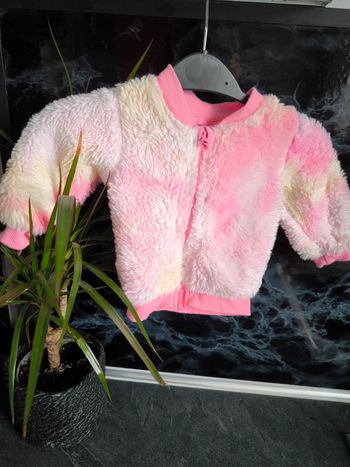 🩷 Joli gilet polaire tout doux en 6 mois 🩷