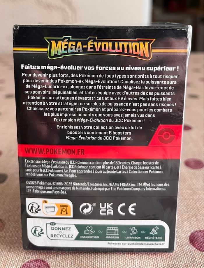 Bundle Pokémon Mega Evolution - photo numéro 2