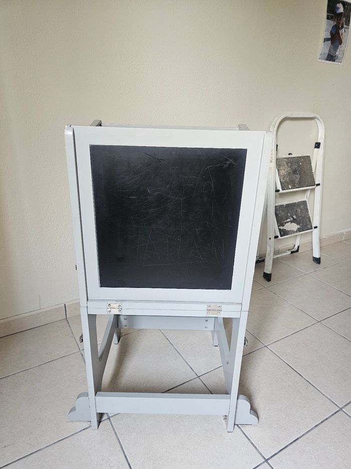 Tour d'observation / bureau - photo numéro 4