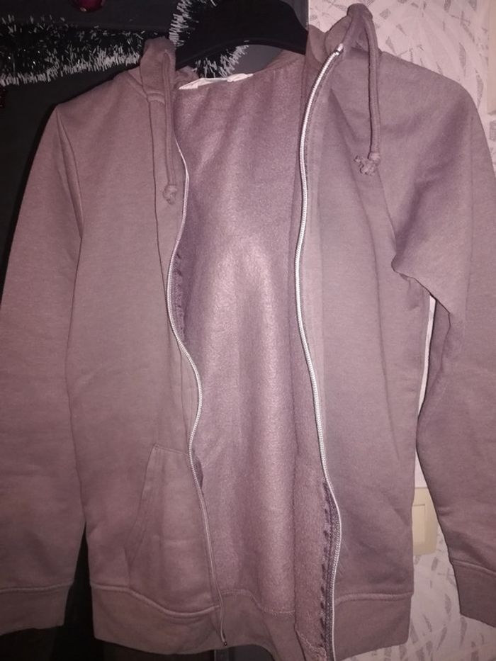Pull à capuche taille xs primark - photo numéro 1