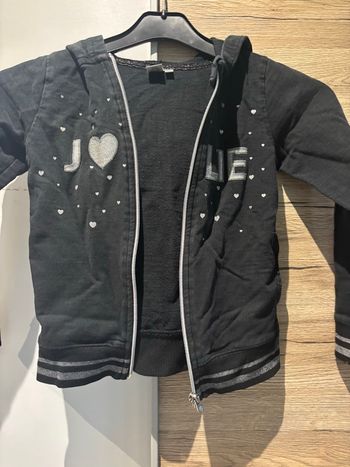 Pull zippe fille