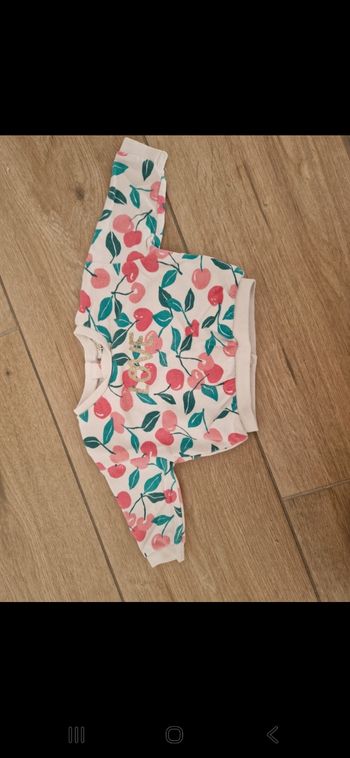 Tape a l'œil  pull