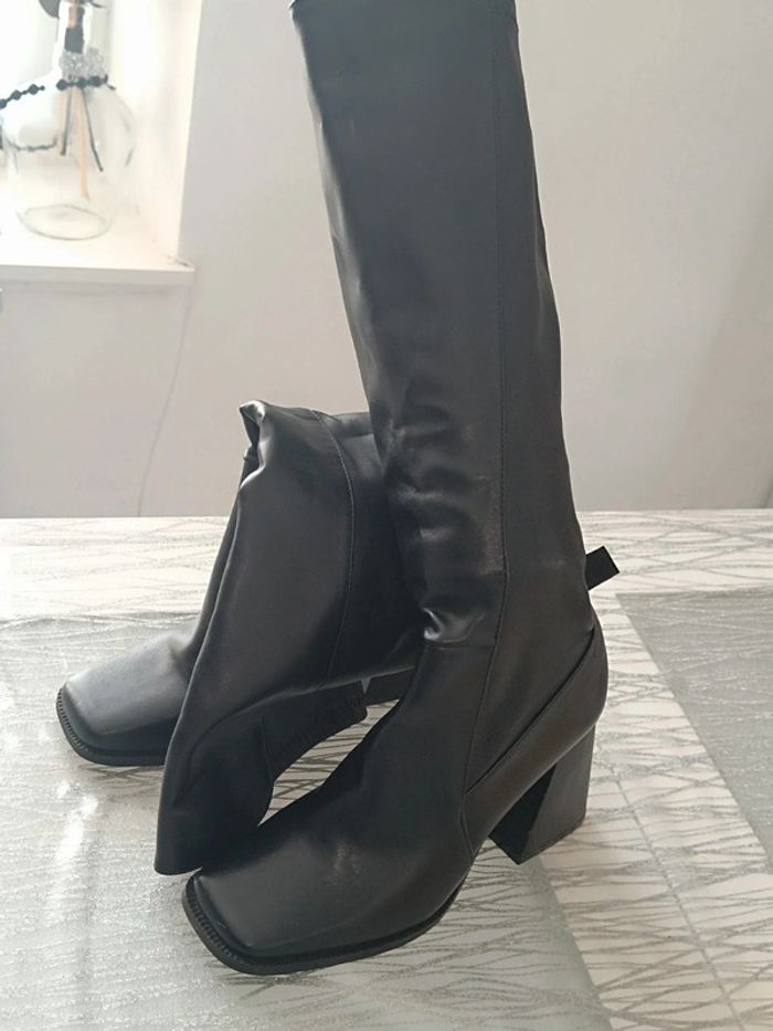Bottes haute simili cuir-Pointure 36 - photo numéro 2