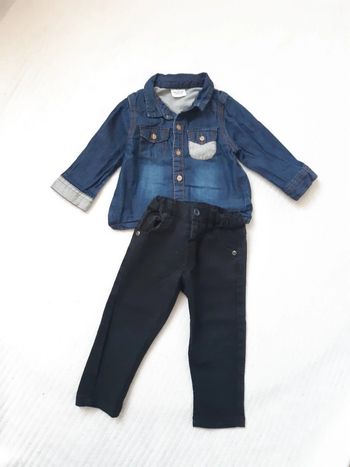 Tenue chemise en jean et pantalon noir 9 mois