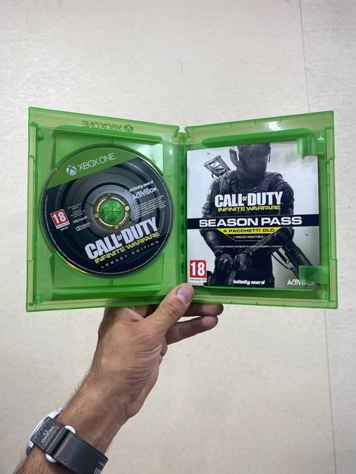 Call of Duty Infinite Warfare - Legacy Edition | Xbox One - photo numéro 3