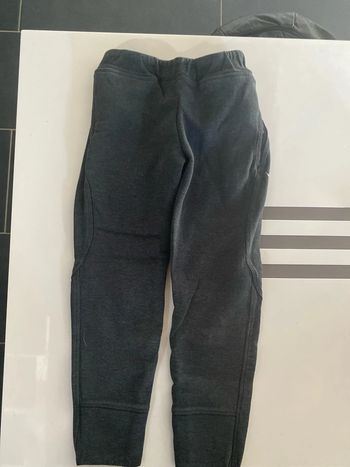 Bas de survêtement taille 7-8 ans