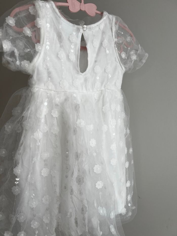 Jolie robe fille - photo numéro 2