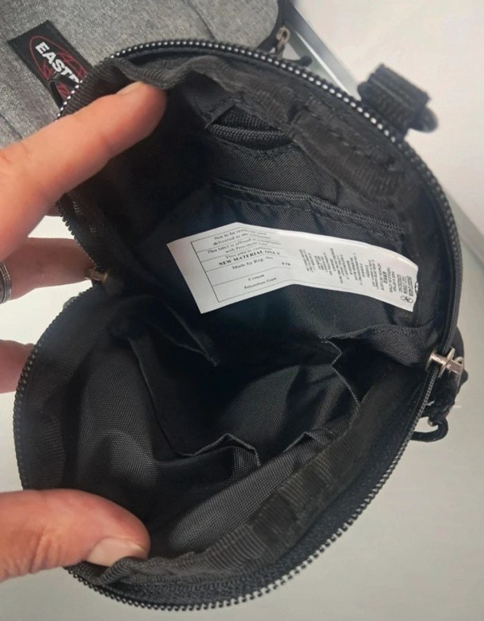 Eastpak sacoche bandoulière neuve - photo numéro 6