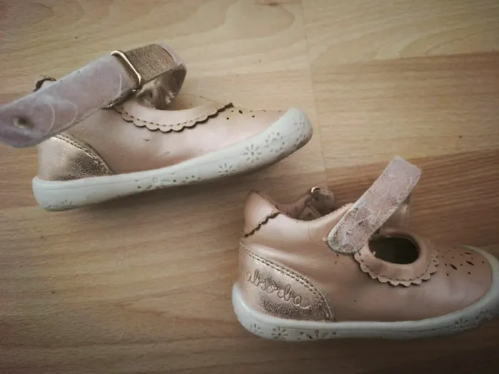 Chaussures absorba roses taille 20 - photo numéro 3