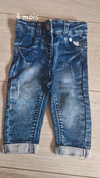 Jean 3 mois
