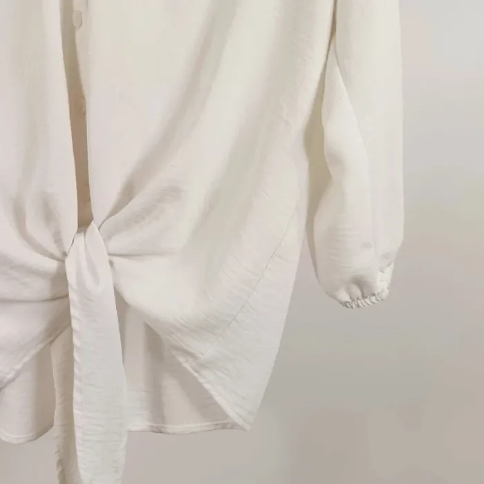 Blouse blanche à nouer - Détail plumetis au dos - Taille 38 A542 - photo numéro 7