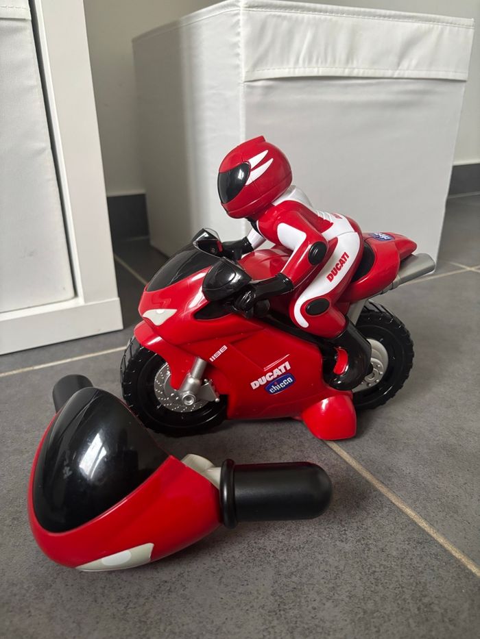 Ducati  Chicco - Moto 1198 Radiocommandee