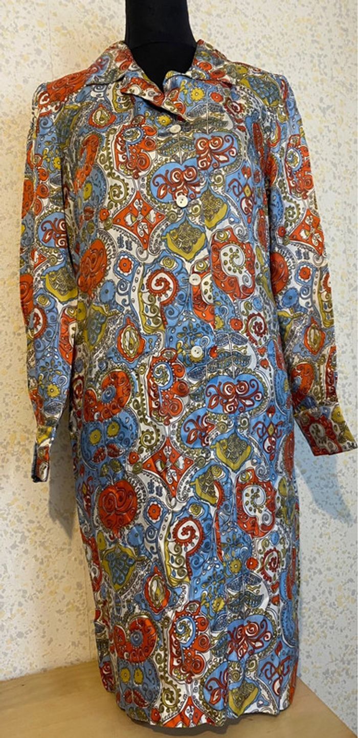 Robe chemise vintage motif stylisé 40