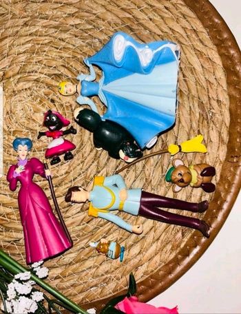 Lot figurine disney 