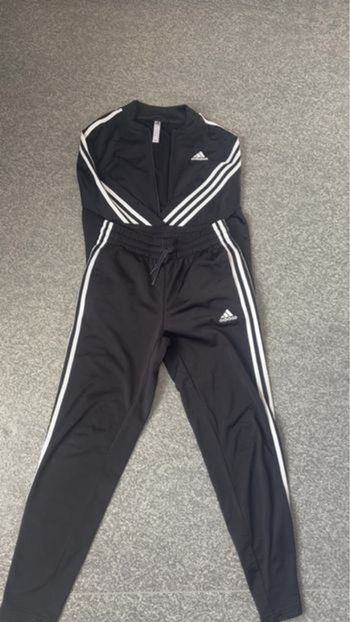 Survêtement Adidas 