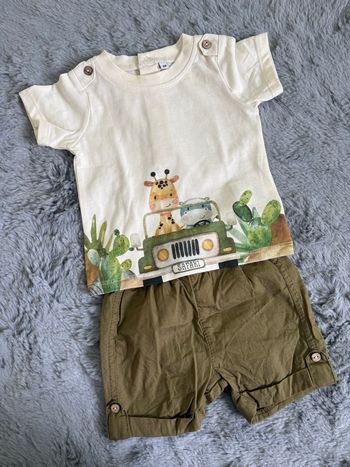 Ensemble bébé short + tee shirt - 3 mois