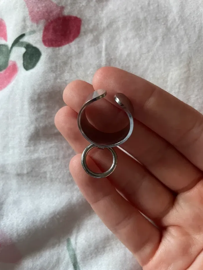 Bague en acier inoxydable réglable avec breloque - photo numéro 2