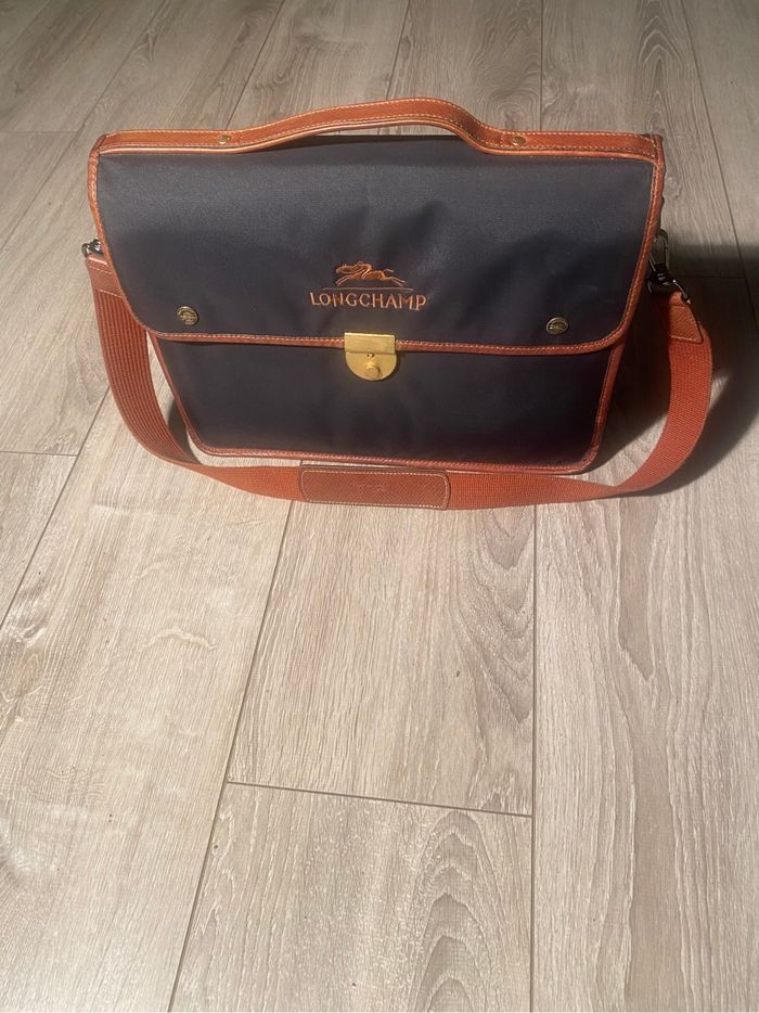 Longchamp