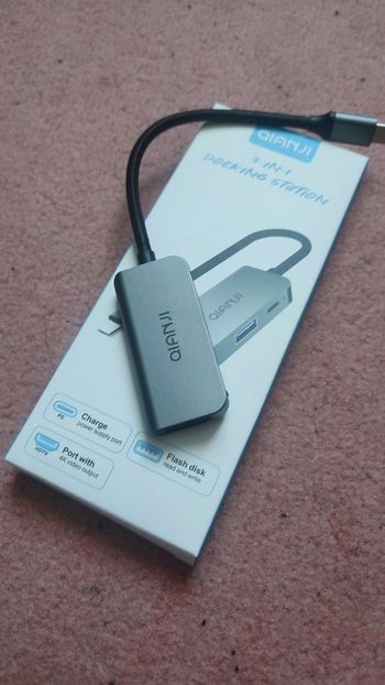 USB hub