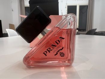 PARFUM Prada Paradoxe Intense