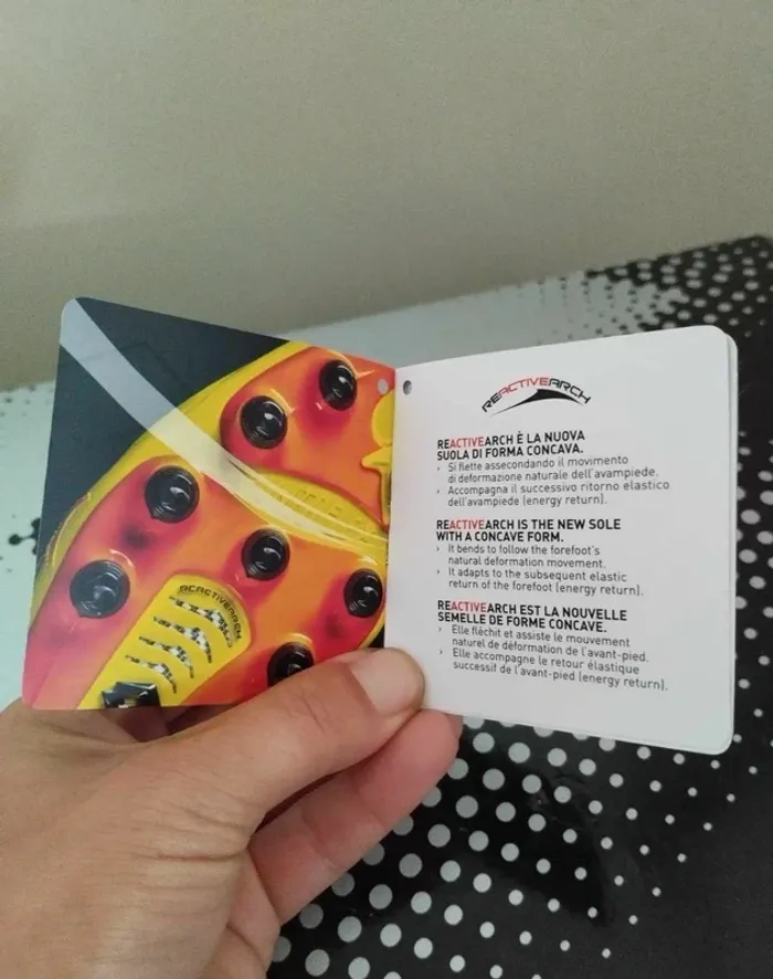 Chaussures de Football Lotto Zhero Gravity pointure 41 - photo numéro 9