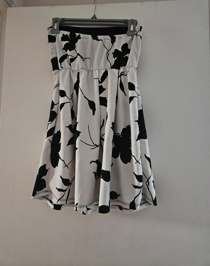 Robe bustier femme taille M-L - photo numéro 4