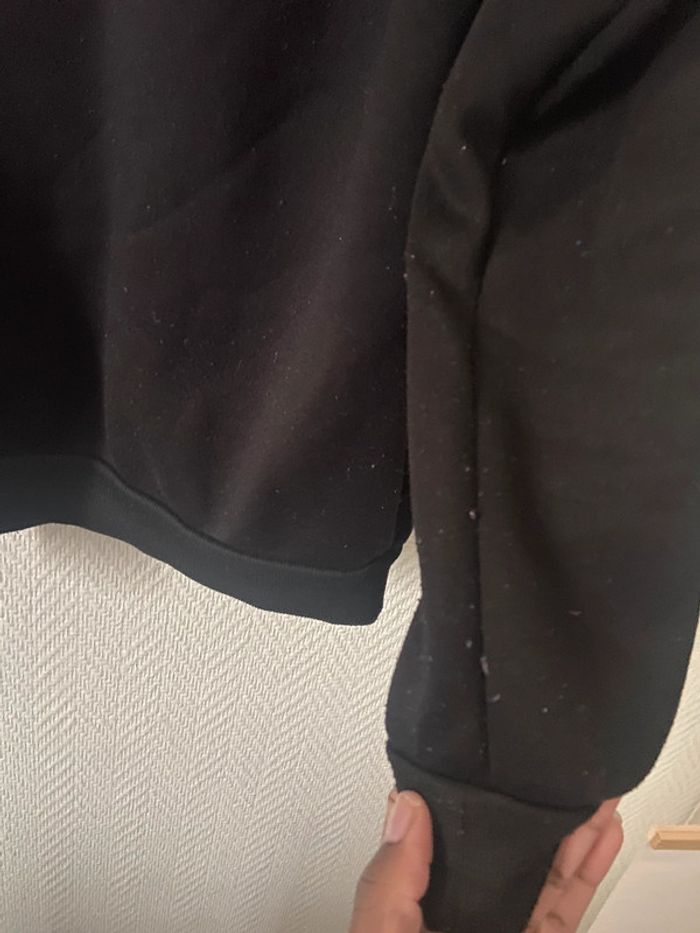 Pull noir - photo numéro 5