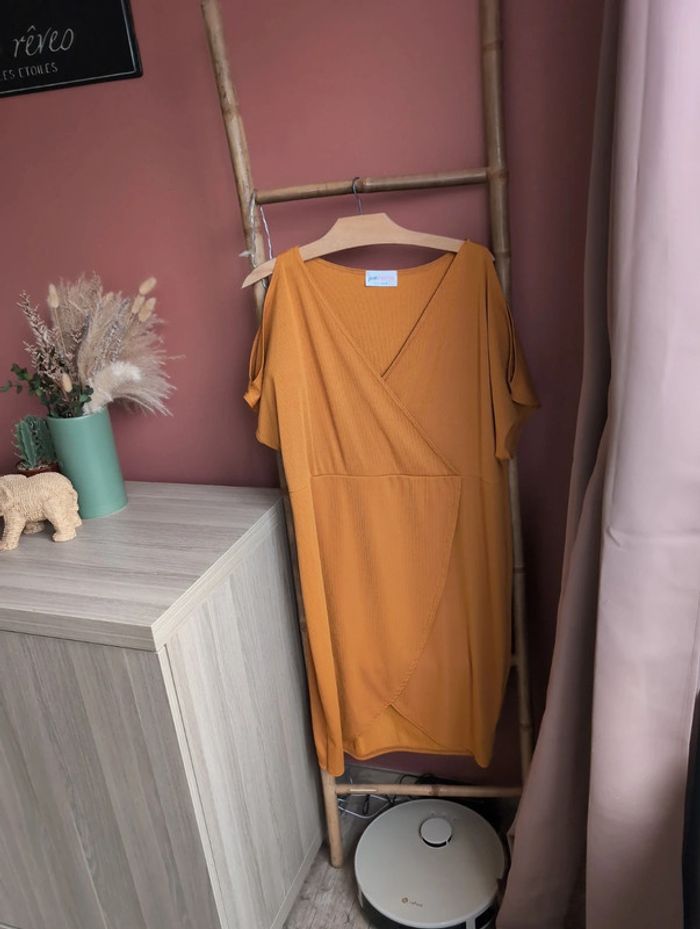 Robe jaune