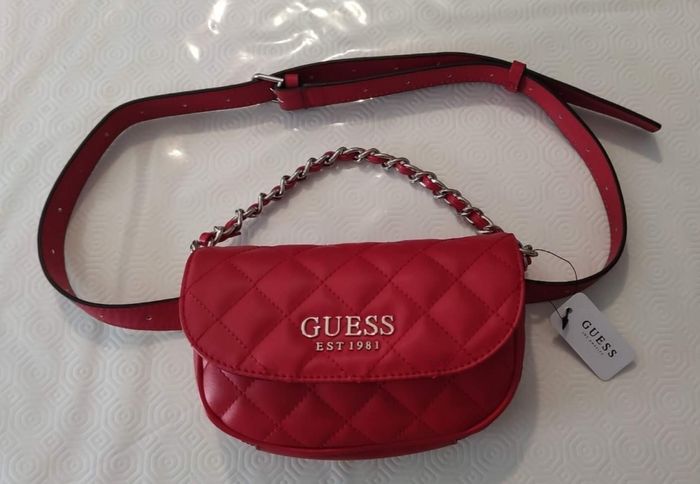Sac banane guess - photo numéro 1