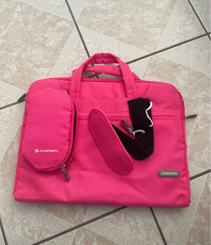 Sacoche fuchsia pour tablette ou ordinateur portable - photo numéro 2