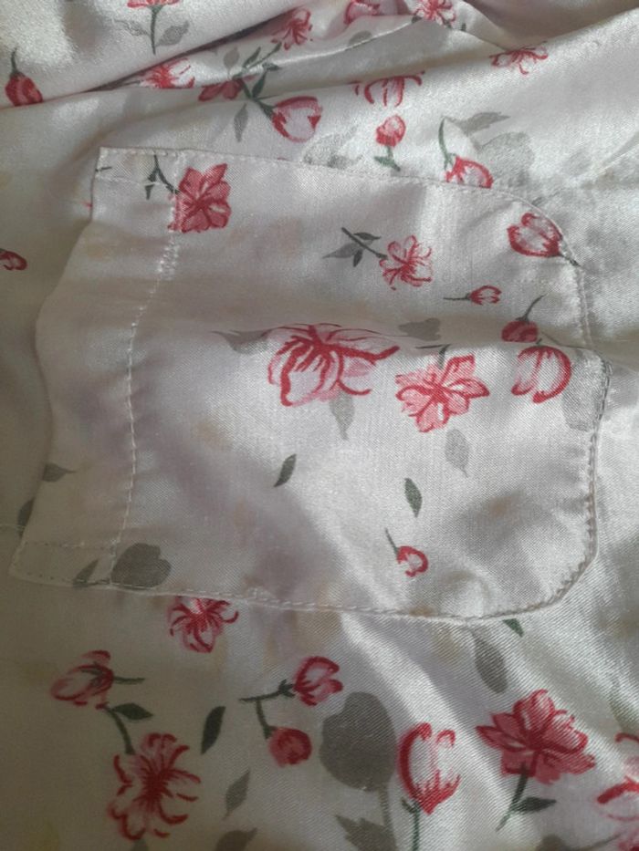 Pyjama fleurie - photo numéro 4